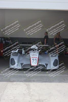 media/Jun-01-2025-CalClub SCCA (Sun) [[eae223c5dd]]/Around pit/